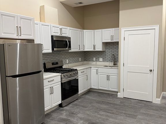 3rd image of 116 Union St #2D