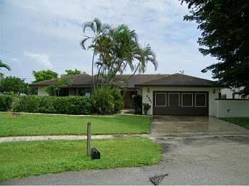 1st image of 4261 NW 74th Ave
