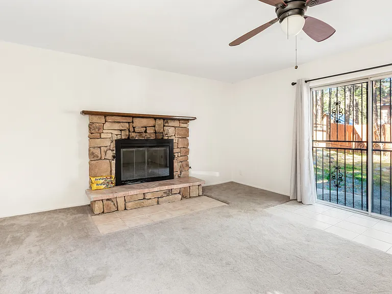 1832 Sparrow Rd — Photo 14