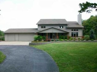 9587 W Hill Rd, Boston, NY 14025