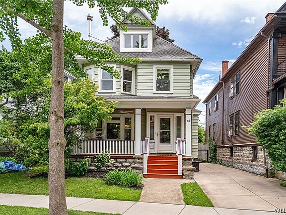 2nd image of 61 W Oakwood Pl