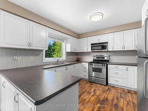 3rd image of 24 Testa Rd