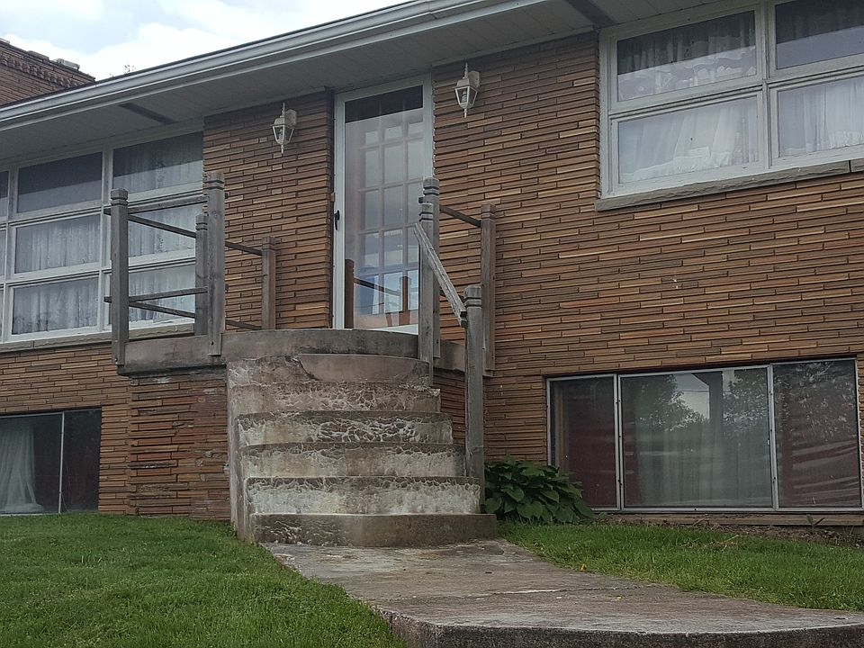 1st image of 125 Vireo Dr