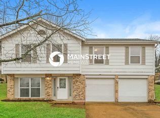 2553 Plymouth Dr, High Ridge, MO 63049