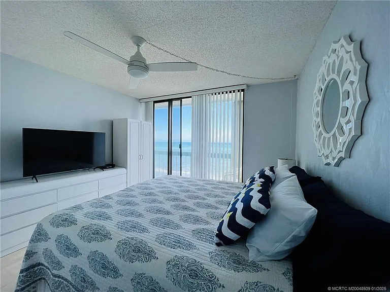9940 S Ocean Dr #703 — Photo 30