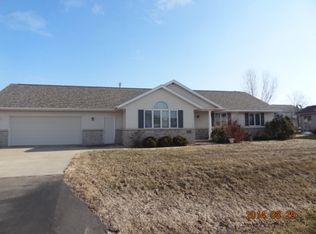 W2386 Snowberry Dr, Appleton, WI 54915