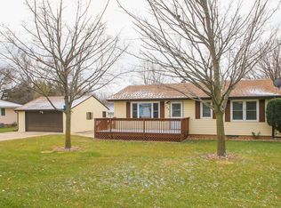 225 2nd St SW, Swisher, IA 52338