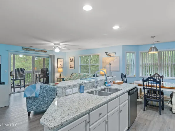 3030 Marsh Winds Circle Unit 106, Southport, NC 28461