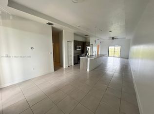 8015 NW 104th Ave APT 31, Doral, FL 33178