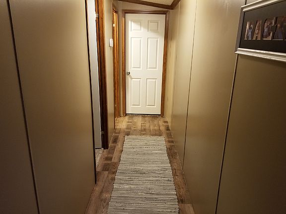 Hallway to bdrm 2 & 3