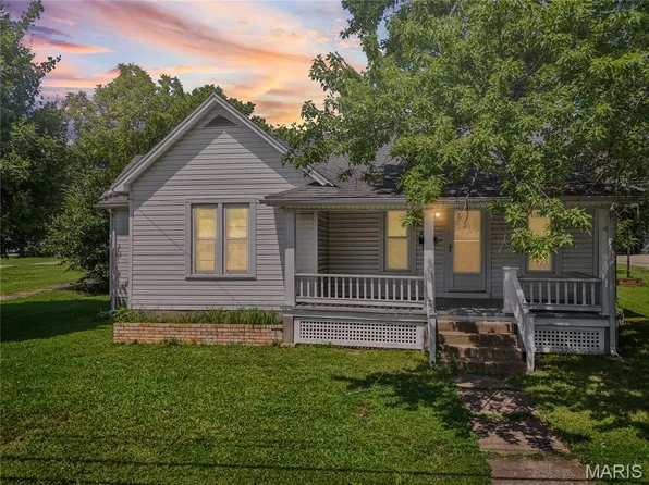 308 W Elvins Blvd, Park Hills, MO 63601