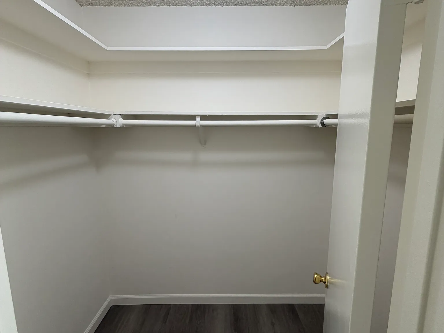 2 bed, 1260 sqft, $3,000 — Photo 4