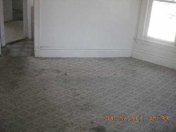 5th image of 947 Worden St SE