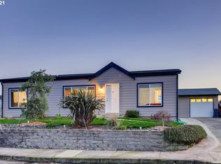 11682 Warbler Ln NE, Aurora, OR 97002