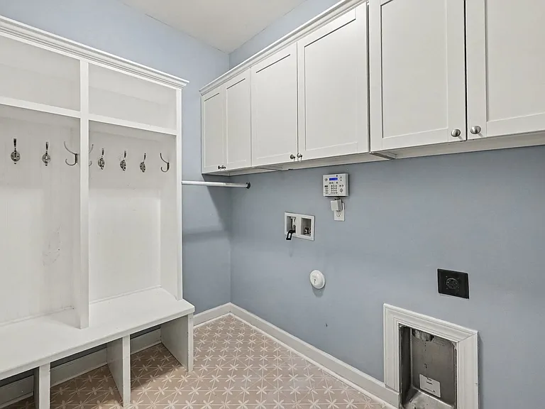14131 Old Vermillion Dr — Photo 24