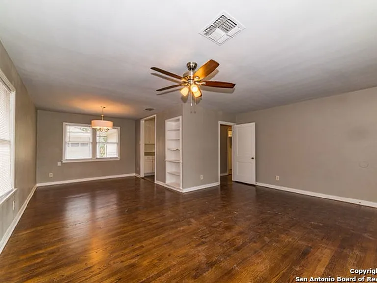 329 Tuttle Rd — Photo 3