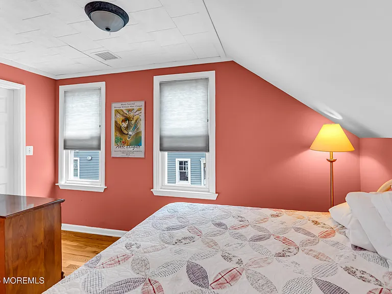 306 Ocean Park Ave — Photo 27