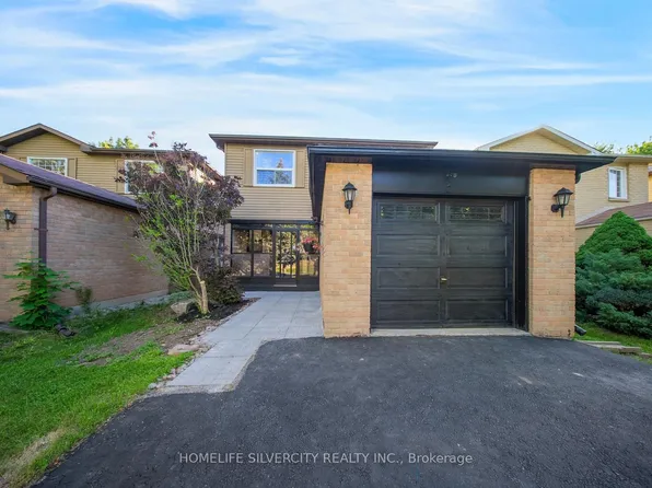 3 Folkstone Cres, Brampton, ON L6T 3M4