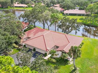 7252 Golf Pointe Way, Sarasota, FL 34243