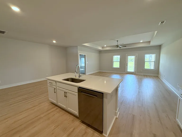 128 Clift Farm Dr — Photo 13