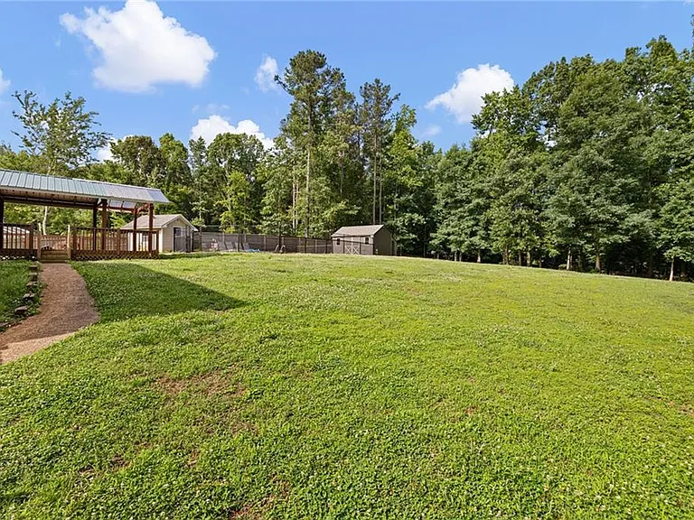 387 Pine Acres Dr — Photo 35