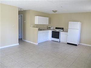 2nd image of 2823 Anthony Dr APT A