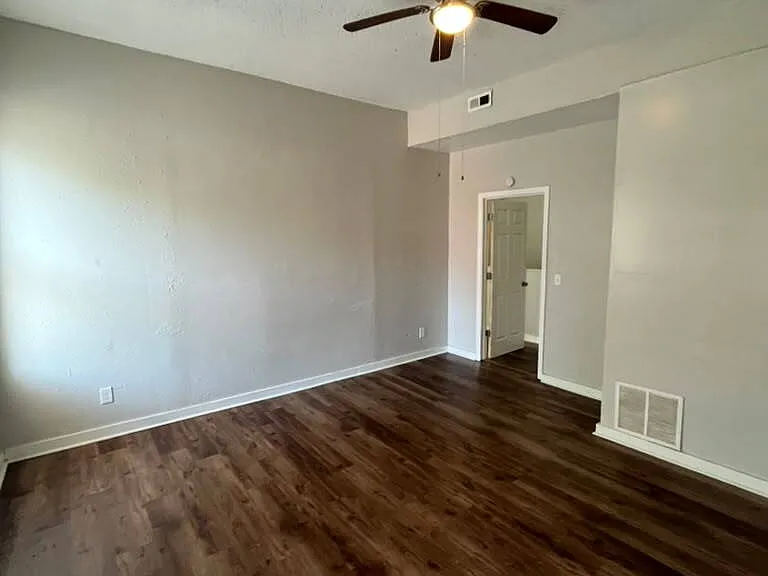 6701 Michigan Ave — Photo 21