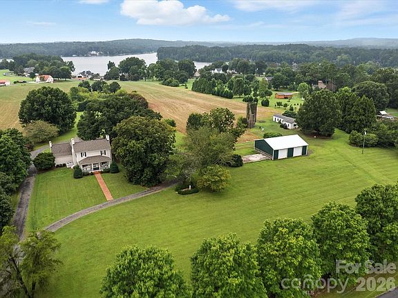2nd image of 16801 Randalls Ferry Rd