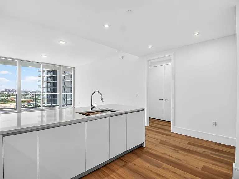 220 Lake Shore Dr #1511 — Photo 18