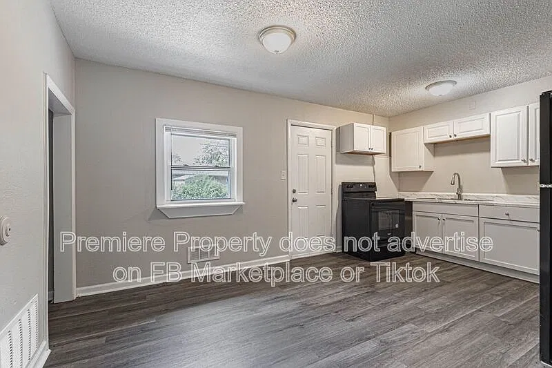 4 bed, 1.5 bath, 936 sqft, $1,195 — Photo 4