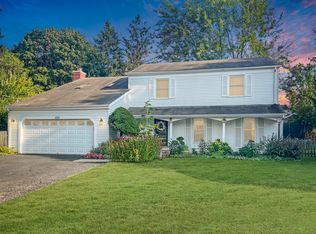 4981 Oak Ln, Gurnee, IL 60031