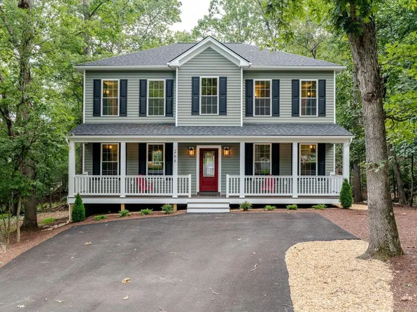 268 Red Fox Ct, McGaheysville, VA 22840