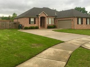 226 Colville St, Rogers, AR 72745