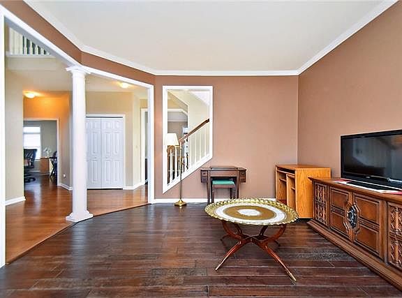 5th image of 4527 Shadowstone Dr