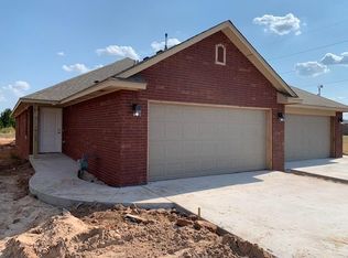 200 Woodbriar, Noble, OK 73068
