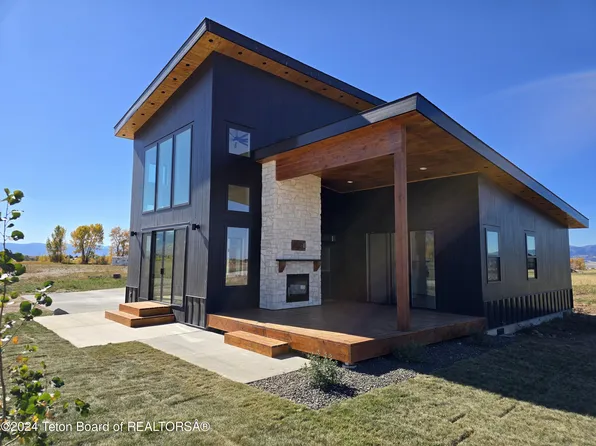 1558 Snowshoe Ln, Driggs, ID 83422