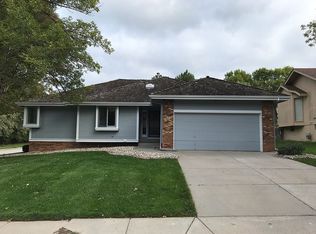 14122 Olive Cir, Omaha, NE 68138
