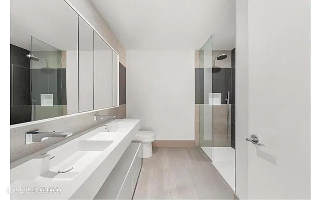 Rented by Douglas Elliman | media 22