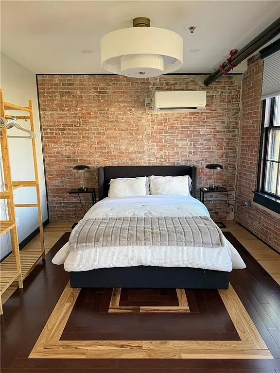 1 bed, 1.0 bath, 800 sqft, $3,800 — Photo 2