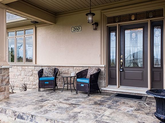 3rd image of 260 Sunnybrae Ave