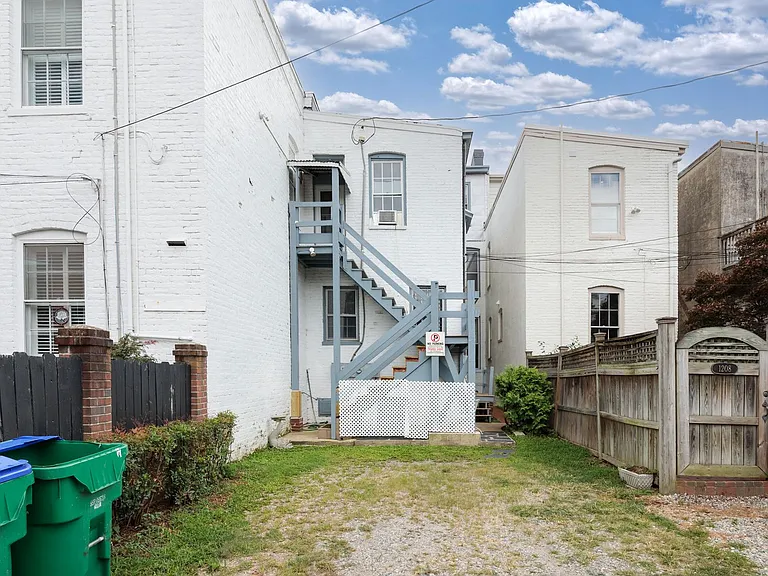 1206 Park Ave — Photo 13