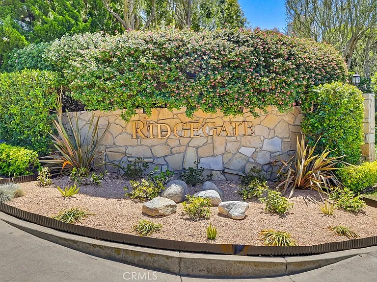 27914 Ridgebluff Ct — Photo 4