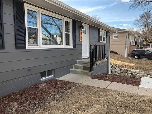 1st image of 2723 S 107th Ave