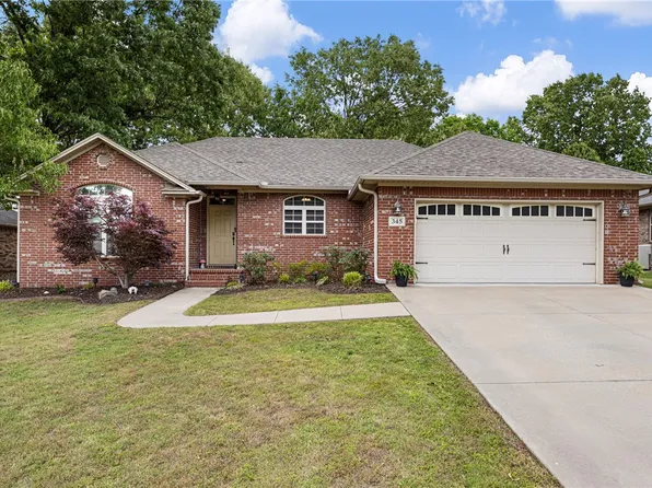 345 Sagewood Ln, Russellville, AR 72802