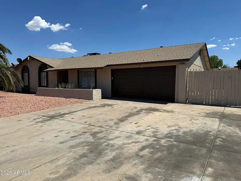 4731 W Paradise Ln — Photo 15