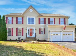 39 Village Grove Rd, Fredericksburg, VA 22406