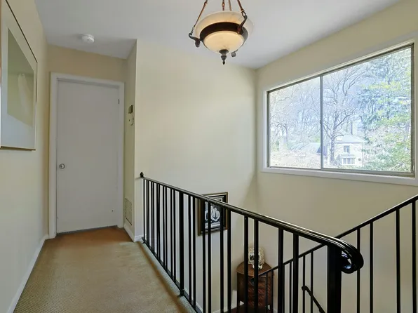 4525 Greystone Avenue image 19 of 24