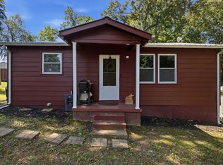 2103 Hillwood Dr, Centerville, TN 37033