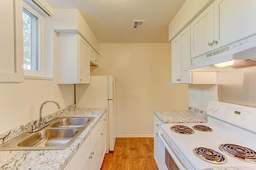Creekside At Amherst Apartments Photo 1