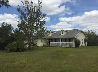 31651 Hedgerow Dr, Zephyrhills, FL 33543